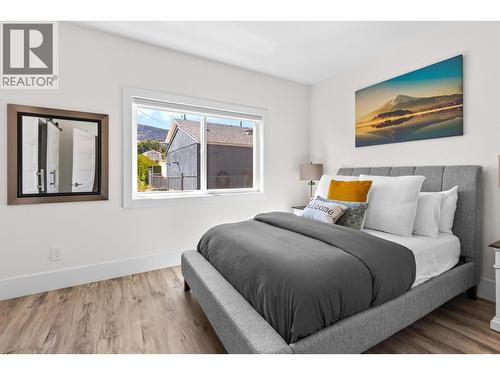 18 Loon Crescent Unit# 3, Osoyoos, BC - Indoor Photo Showing Bedroom