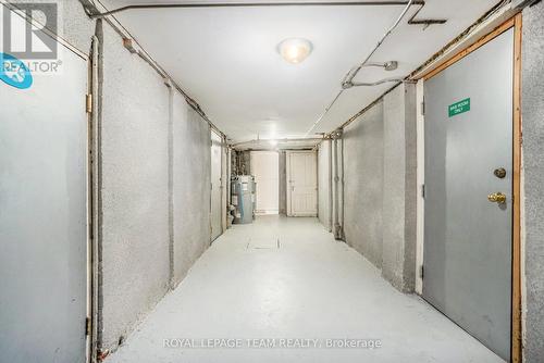 305 Waverley Street, Ottawa, ON - Indoor Photo Showing Other Room