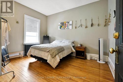 305 Waverley Street, Ottawa, ON - Indoor Photo Showing Bedroom