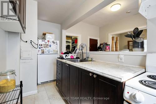 305 Waverley Street, Ottawa, ON - Indoor