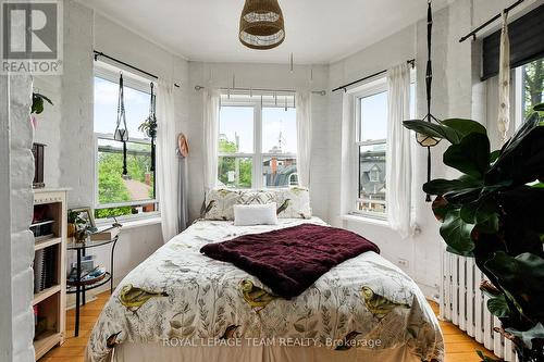 305 Waverley Street, Ottawa, ON - Indoor Photo Showing Bedroom