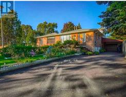 26 BRENDA AVENUE  Brampton, ON L6Y 2A2