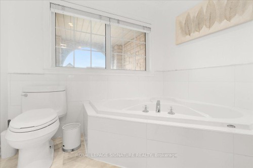 12 Pietro Drive, Vaughan, ON - Indoor Photo Showing Bathroom