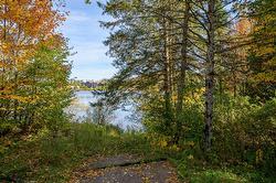 Accès au plan d'eau - 