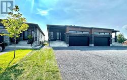 UNIT A - 904 CHABLIS CRESCENT  Russell, ON K0A 1W0