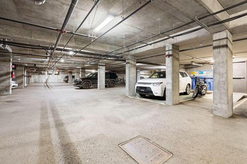 Stationnement - 511-520 Rue De La Salle, Québec (La Cité-Limoilou), QC - Indoor Photo Showing Garage