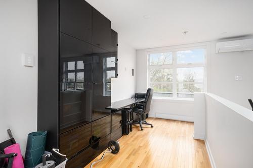Office - 8-1820 Rue Mullins, Montréal (Le Sud-Ouest), QC - Indoor Photo Showing Office