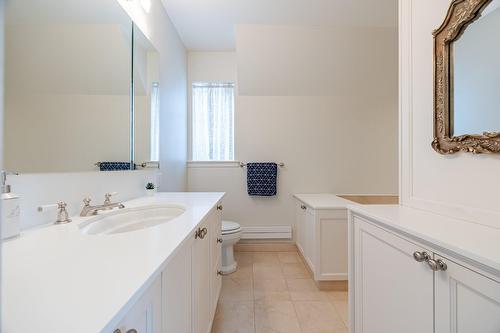 Ensuite bathroom - 3458 Av. Holton, Montréal (Ville-Marie), QC - Indoor Photo Showing Bathroom