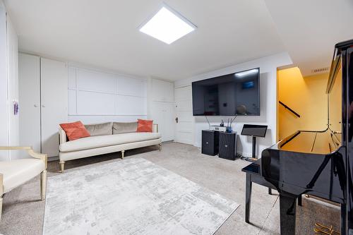 Family room - 3458 Av. Holton, Montréal (Ville-Marie), QC - Indoor Photo Showing Living Room