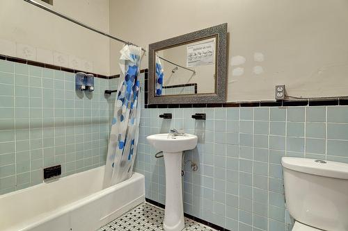 Bathroom - 1015 Boul. St-Laurent, Montréal (Ville-Marie), QC 