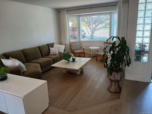 655 Totem Cres, Comox, BC 