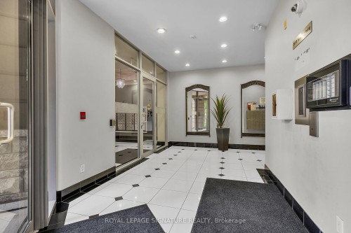 504-5327 Upper Middle Road W, Burlington, ON - Indoor Photo Showing Other Room