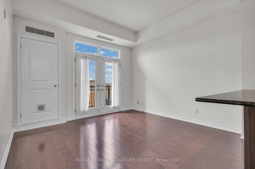 504-5327 Upper Middle Road W, Burlington, ON - Indoor Photo Showing Other Room