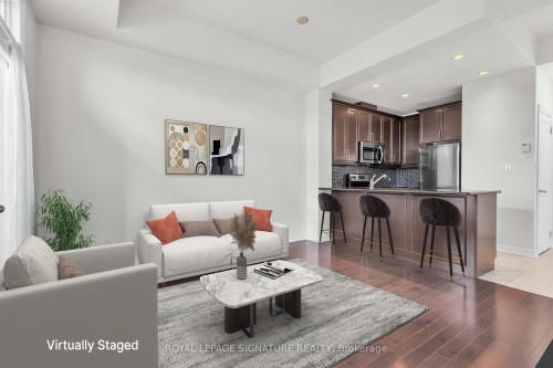 504-5327 Upper Middle Road W, Burlington, ON - Indoor Photo Showing Living Room