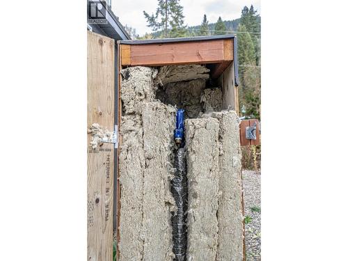 6072 Arnold Road, Salmo, BC 