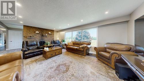 1453 Milburough Line, Hamilton, ON 