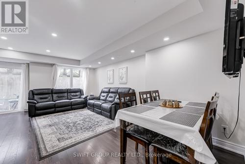 801 - 1 Blanche Lane, Markham, ON - Indoor Photo Showing Living Room
