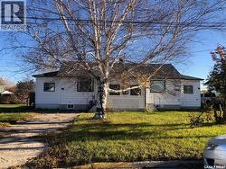 26 2nd AVENUE NE  Preeceville, SK S0A 3B0