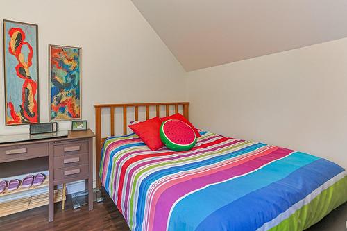 Bedroom - 46 150E Avenue, Saint-Hippolyte, QC - Indoor Photo Showing Bedroom