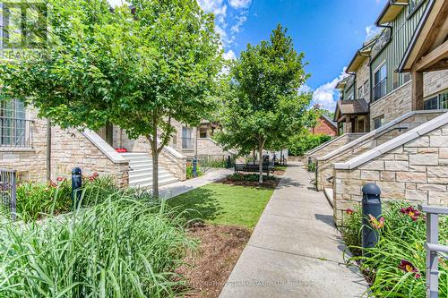 A103 - 112 Union Street E, Waterloo, ON - Outdoor