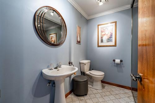Powder room - 234 Rue Plamondon, Repentigny (Repentigny), QC - Indoor Photo Showing Bathroom