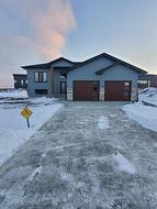 13 Wild Plum Lane  Steinbach, MB R5G 2Z1
