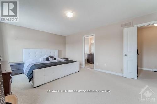 401 Foxhall Way, Ottawa, ON - Indoor Photo Showing Bedroom