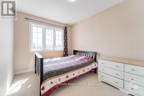 401 Foxhall Way, Ottawa, ON - Indoor Photo Showing Bedroom
