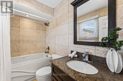 1779 Fifeshire Court, Mississauga, ON - Indoor Photo Showing Bathroom