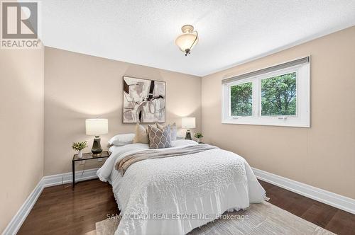 1779 Fifeshire Court, Mississauga, ON - Indoor Photo Showing Bedroom