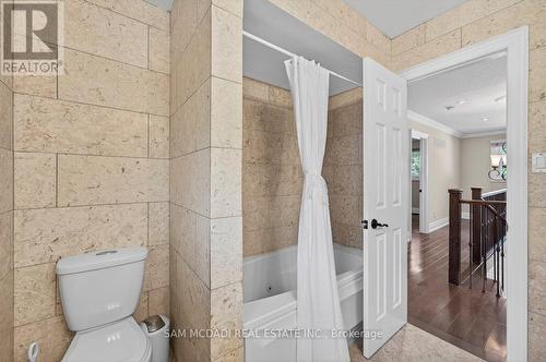 1779 Fifeshire Court, Mississauga, ON - Indoor Photo Showing Bathroom