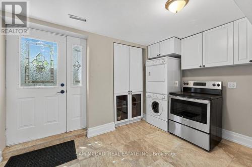 1779 Fifeshire Court, Mississauga, ON - Indoor Photo Showing Kitchen