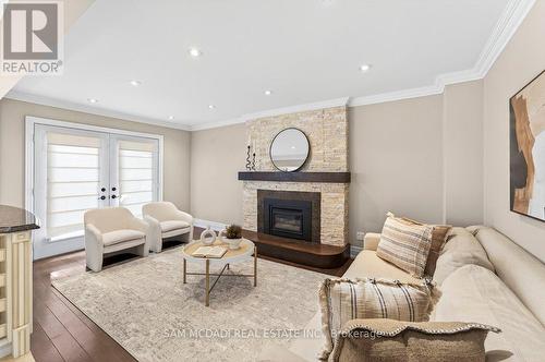 1779 Fifeshire Court, Mississauga, ON - Indoor Photo Showing Living Room With Fireplace