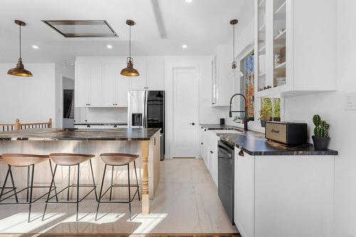 Cuisine - 5900 Route De Fossambault, Fossambault-Sur-Le-Lac, QC - Indoor Photo Showing Kitchen With Upgraded Kitchen
