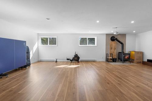 Salle familiale - 5900 Route De Fossambault, Fossambault-Sur-Le-Lac, QC - Indoor