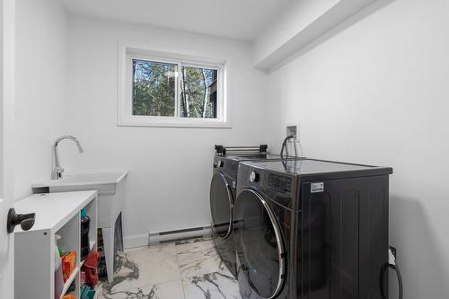 Salle de lavage - 5900 Route De Fossambault, Fossambault-Sur-Le-Lac, QC - Indoor Photo Showing Laundry Room