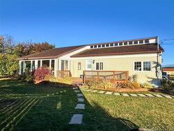 57 Allee des chalets  Petit-Rocher, NB E8J 1M4