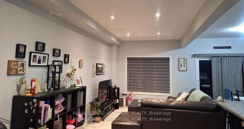 4-98 Shoreview Place, Hamilton, ON - Indoor Photo Showing Other Room