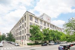 317-3700 Rue St-Antoine O.  Montréal (Le Sud-Ouest), QC H4C 0B1
