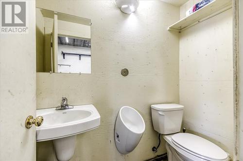 1064 Dew Drop Road, Sudbury, ON - Indoor Photo Showing Bathroom