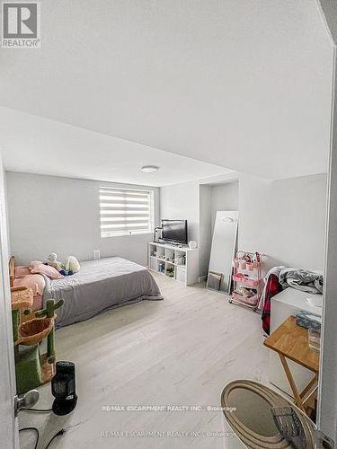 2 - 487 Aztec Drive, Oshawa, ON - Indoor Photo Showing Bedroom