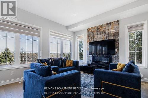2 - 487 Aztec Drive, Oshawa, ON - Indoor Photo Showing Living Room With Fireplace