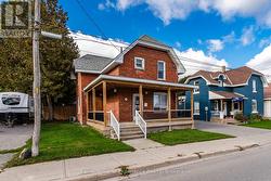 196 FOURTH STREET  Midland, ON L4R 3T4