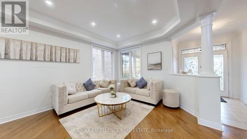 23 Larson Peak Road, Caledon, ON - Indoor Photo Showing Living Room