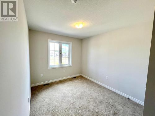 33 - 295 Tanglewood Drive, Hamilton, ON - Indoor Photo Showing Other Room