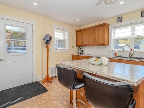 15 Harriet Street, Sydney River, NS 