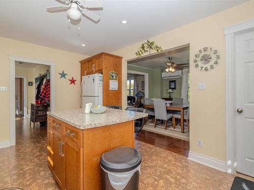 15 Harriet Street, Sydney River, NS 