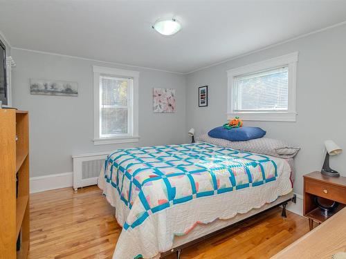 15 Harriet Street, Sydney River, NS 