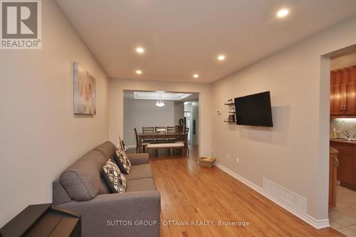 1267 Shillington Avenue, Ottawa, ON - Indoor Photo Showing Other Room