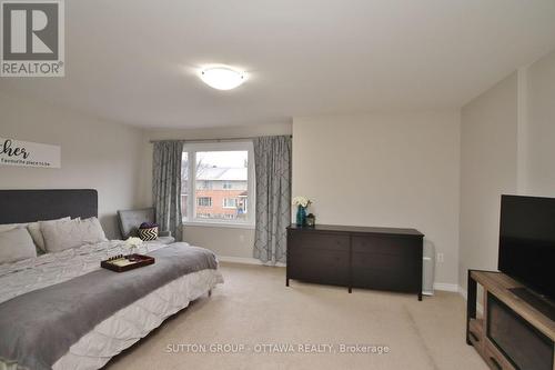1267 Shillington Avenue, Ottawa, ON - Indoor Photo Showing Bedroom